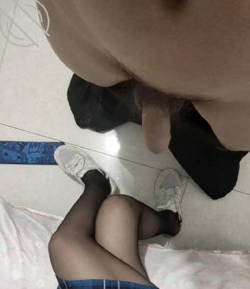 Cape Community. After a long drought, it's my second time to fuck my daughter's best friend.