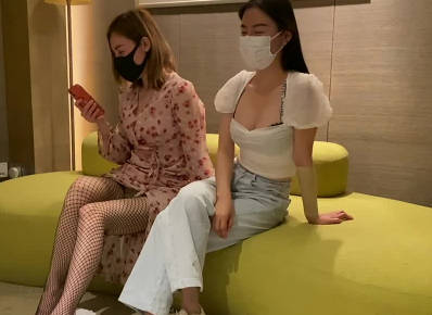 Dating Two Super Sao Yujie to Play Shuangfei-Sven Beasts