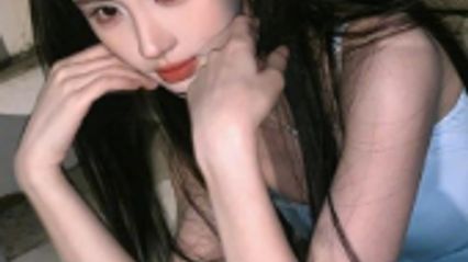The contrast sex baby, who looks like female star kiku, was vigorously pumped by her boyfriend and directly sprayed water. The climax kept twitching all over her body!