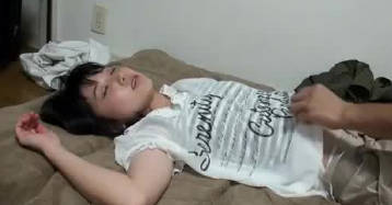 Bai Nen young woman was stunned and inserted in various postures.