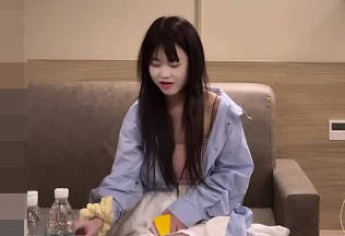 Today, I have an appointment with a part-time girl who came to travel-Yu Zhihuan