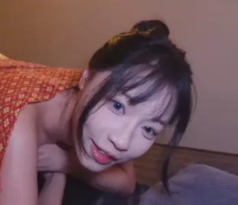 OnlyFans, I'm Chang Chang Zi MNSC-MB-086 Thai style. The whole process of catching phoenix tendons was made public. Before and after the hot stone opened the road and went in again. Su Chang Zi