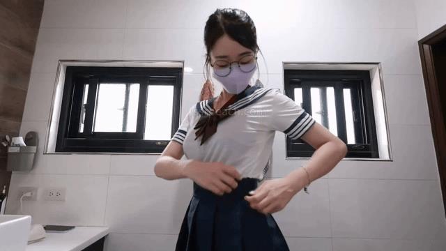 The third of the trilogy of the parallel universe of schoolgirls under the raindrops is like love.