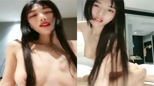 The high-heel white silk giant breast tart masturbates to show off coquettish, rides the superior to drain the wolf friend semen.