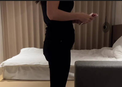 apricot bar original. Today, I have an appointment with a black royal sister-spider-man.