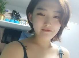 The Temptation Moment of Pure Student Sister