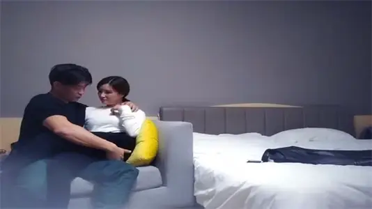 Muscle macho Z looking for flowers to hunt for beauty, beauty mouth skills super cattle want fairy want to die